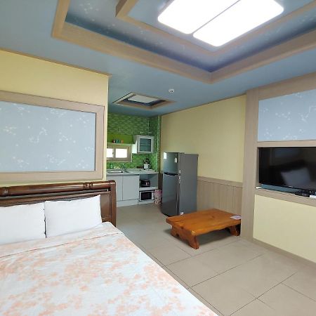 Gyulhouse Pension Seogwipo Dış mekan fotoğraf