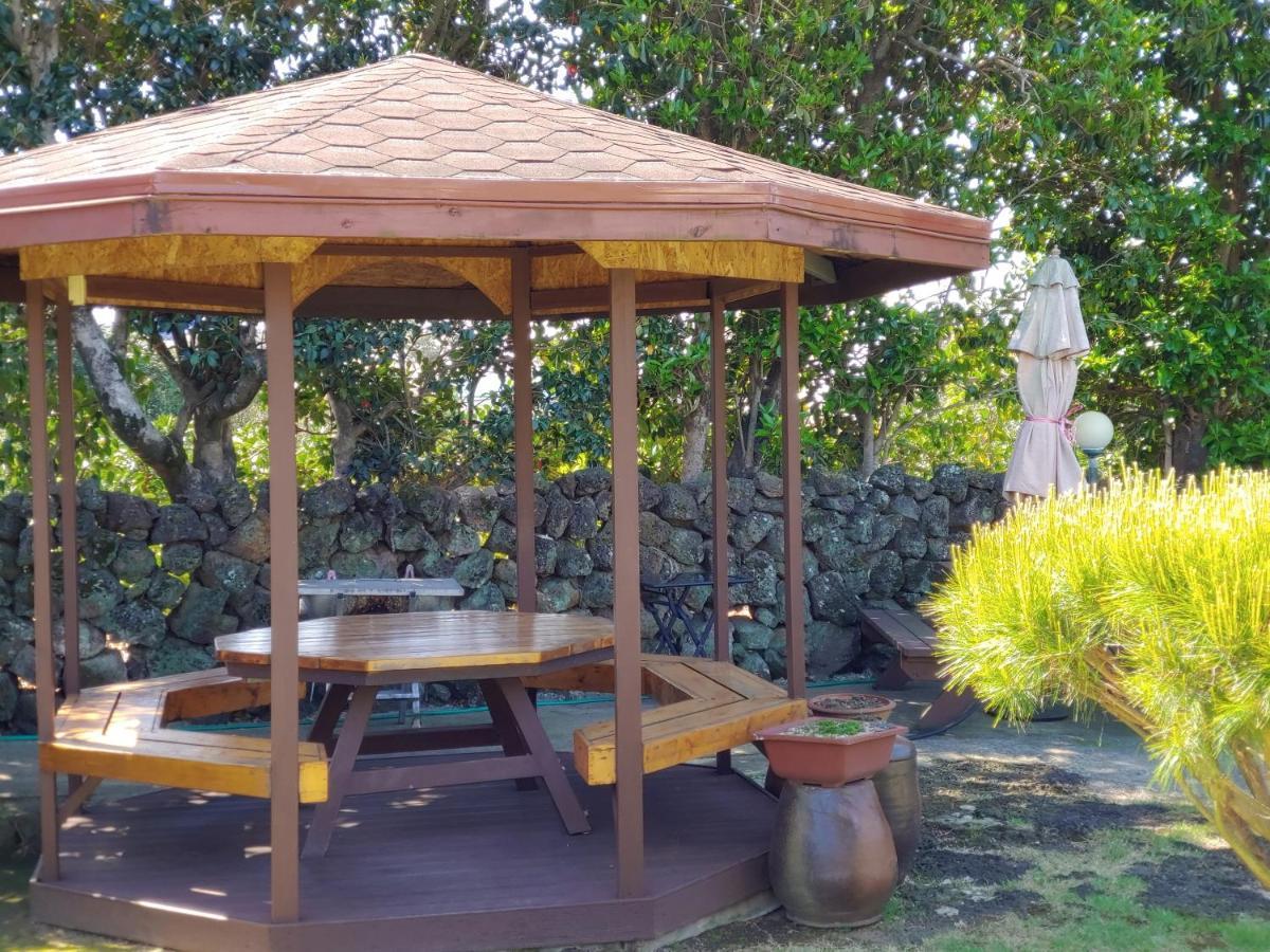 Gyulhouse Pension Seogwipo Dış mekan fotoğraf