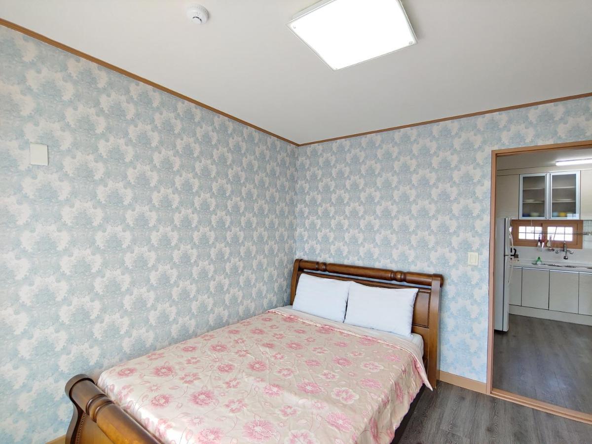 Gyulhouse Pension Seogwipo Dış mekan fotoğraf