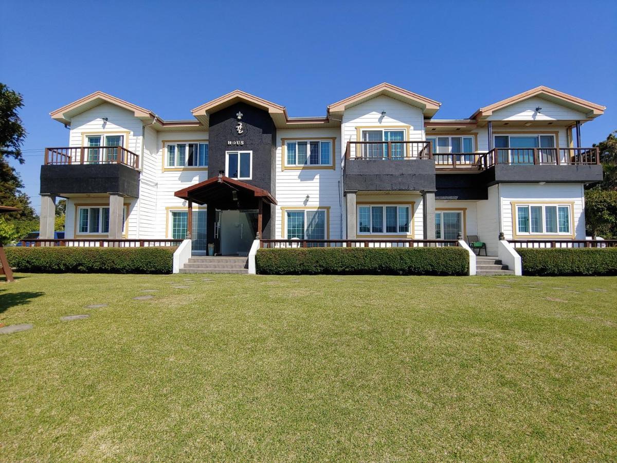 Gyulhouse Pension Seogwipo Dış mekan fotoğraf
