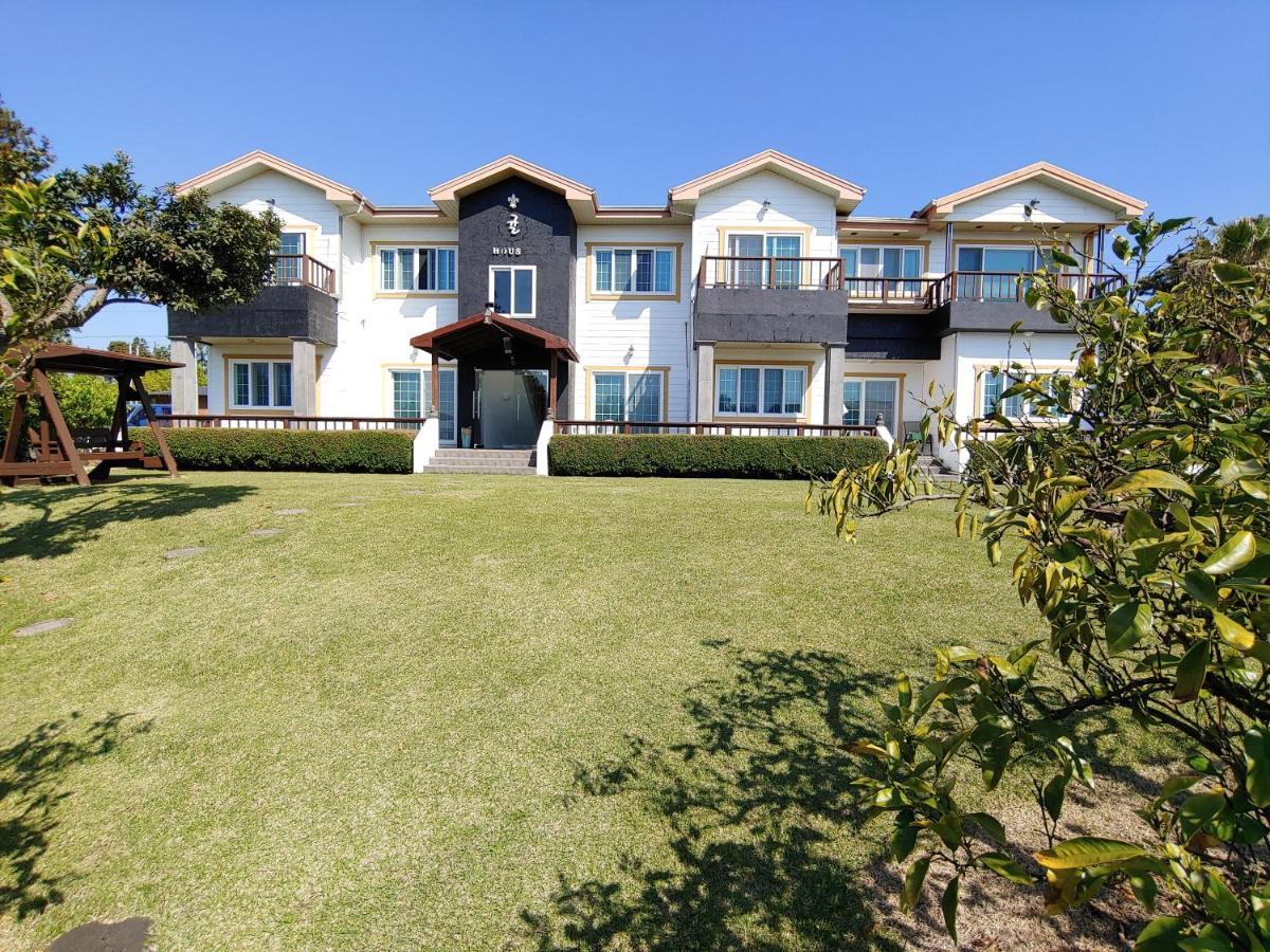 Gyulhouse Pension Seogwipo Dış mekan fotoğraf
